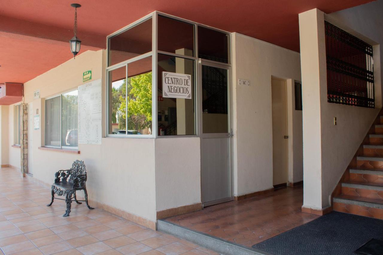 Huizache Hotel